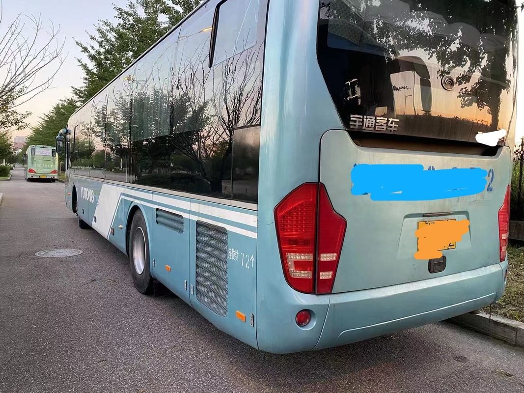 Linksfahrer gebrauchter Bus mit Yuchai-Motor und Handgetriebe in gutem Zustand