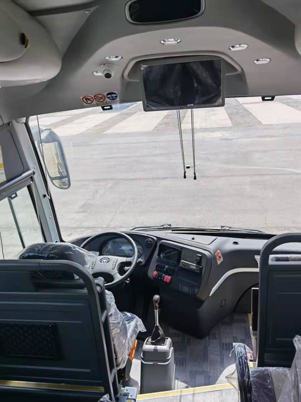 65 1 1 Sitzgehalt Dieselmotor Touristenbus für Afrika Design und 600L Tank