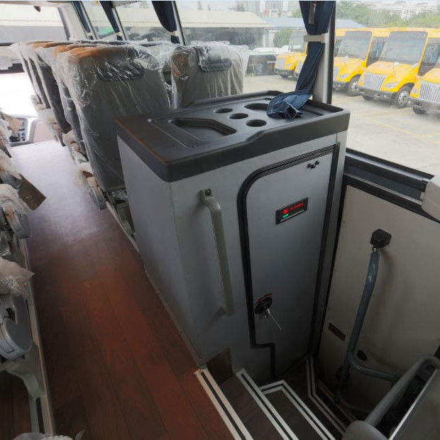 12m Gebraucht Diesel-Coach Bus mit YC6MK380-30 Motor Modell und 6DS180T Getriebebox zu erschwinglichen Preisen
