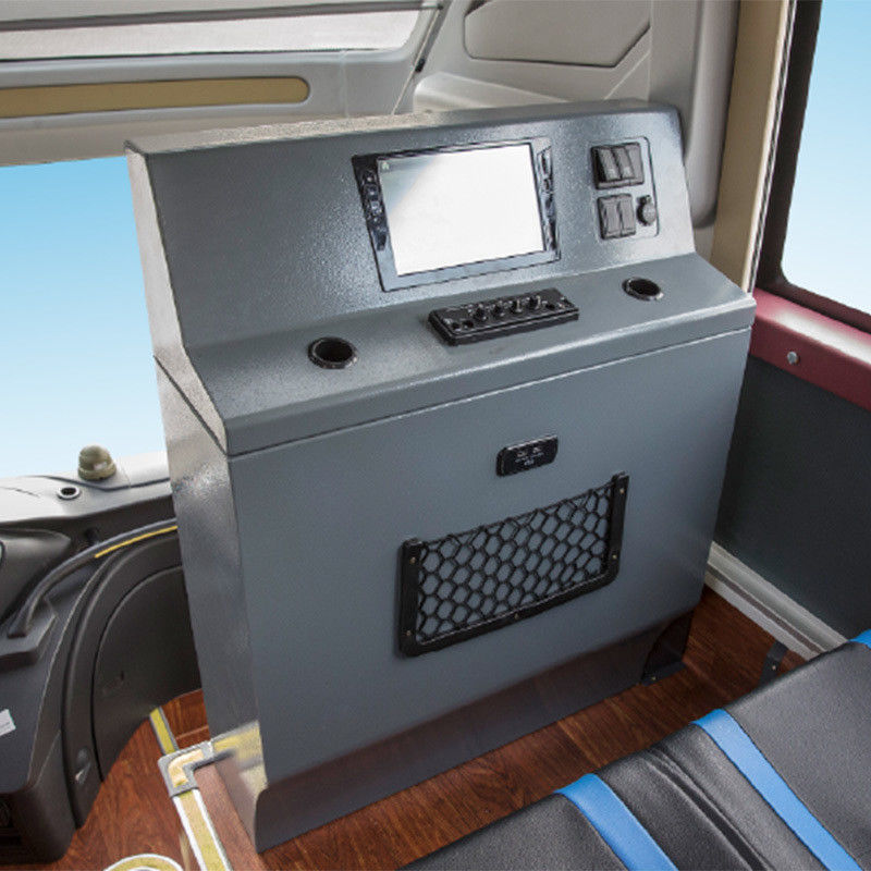 60 Sitzplätze Gebraucht Luxusbus mit und Dieselbrennstoff Typ Design anpassen