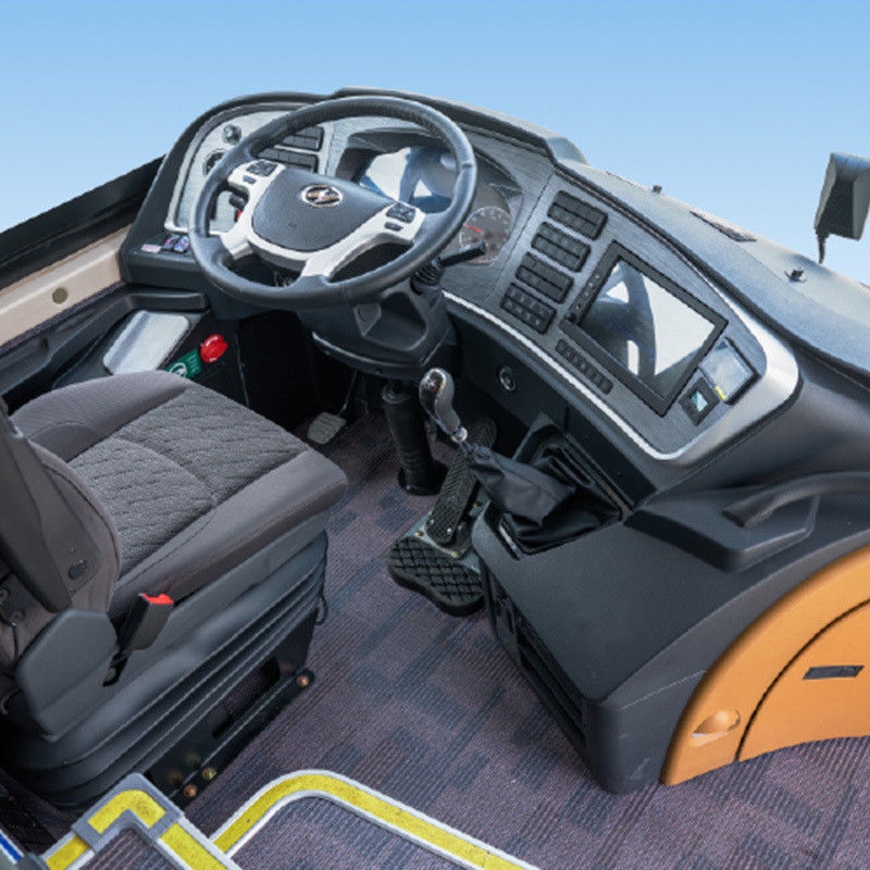 60 Sitzplätze Gebraucht Luxusbus mit und Dieselbrennstoff Typ Design anpassen
