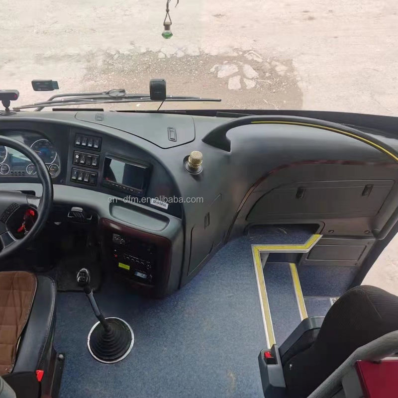 40 45-Sitzer Busse mit Toiletten in gutem Zustand und Euro 3-Emissionsstandard