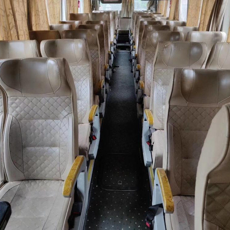Gebrauchte Busse und Reisebusse 50-60 Sitzplätze King Long Bus Coach, um Kundenanforderungen zu erfüllen