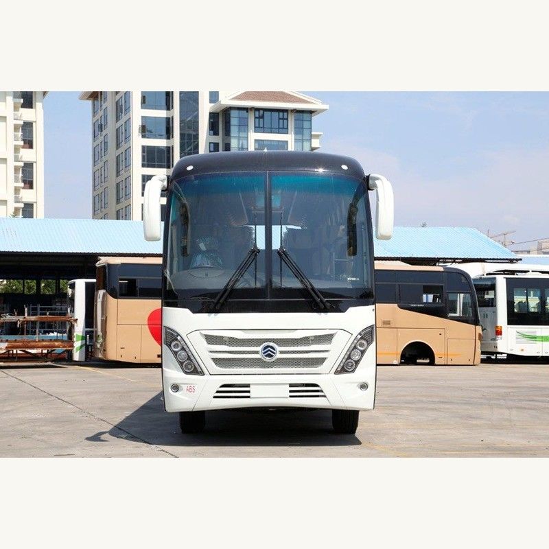s Umgebaute Busse mit 57 Sitzplätzen mit einer Motorkapazität von 6 8 L und einer Gesamtgewichteschicht von 15000 kg