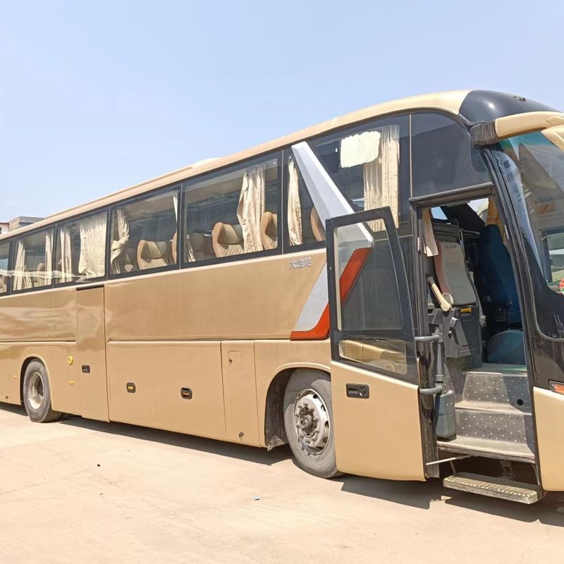 Linksfahrer 70-Sitzer Bus Luxus-Tour-Passagierautobahn mit Euro 4-Emissionsstandard