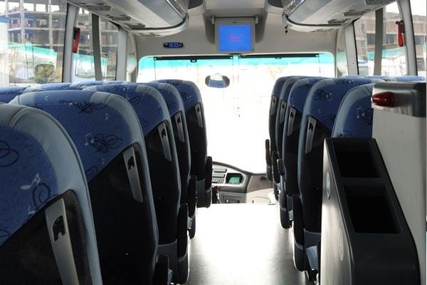 Steuerung 60 Sitzplätze 12m Cummins Motor Gebrauchtbusse und Reisebusse mit Verbrauch