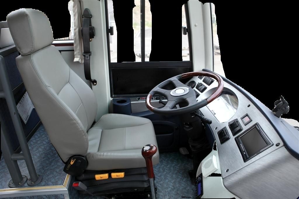 35-40 Sitzplätze Dongfeng 8m Luxus-Touristenbus Gebrauchtbus mit maximaler Geschwindigkeit 91-110 km/h