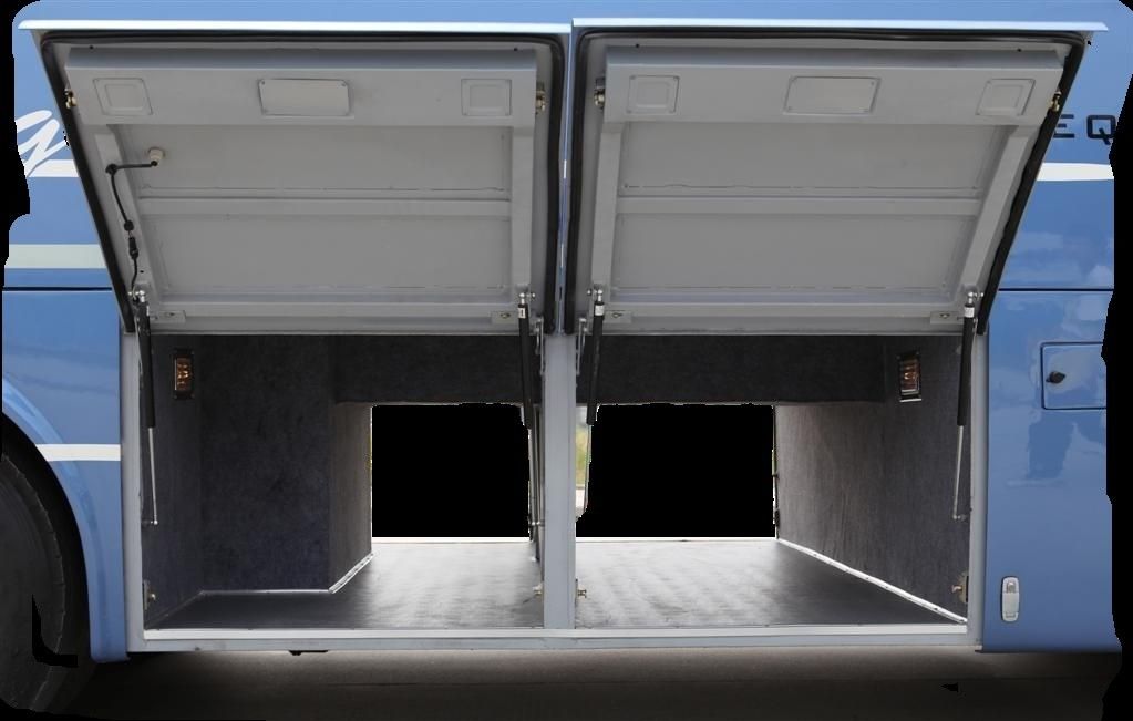 35-40 Sitzplätze Dongfeng 8m Luxus-Touristenbus Gebrauchtbus mit maximaler Geschwindigkeit 91-110 km/h