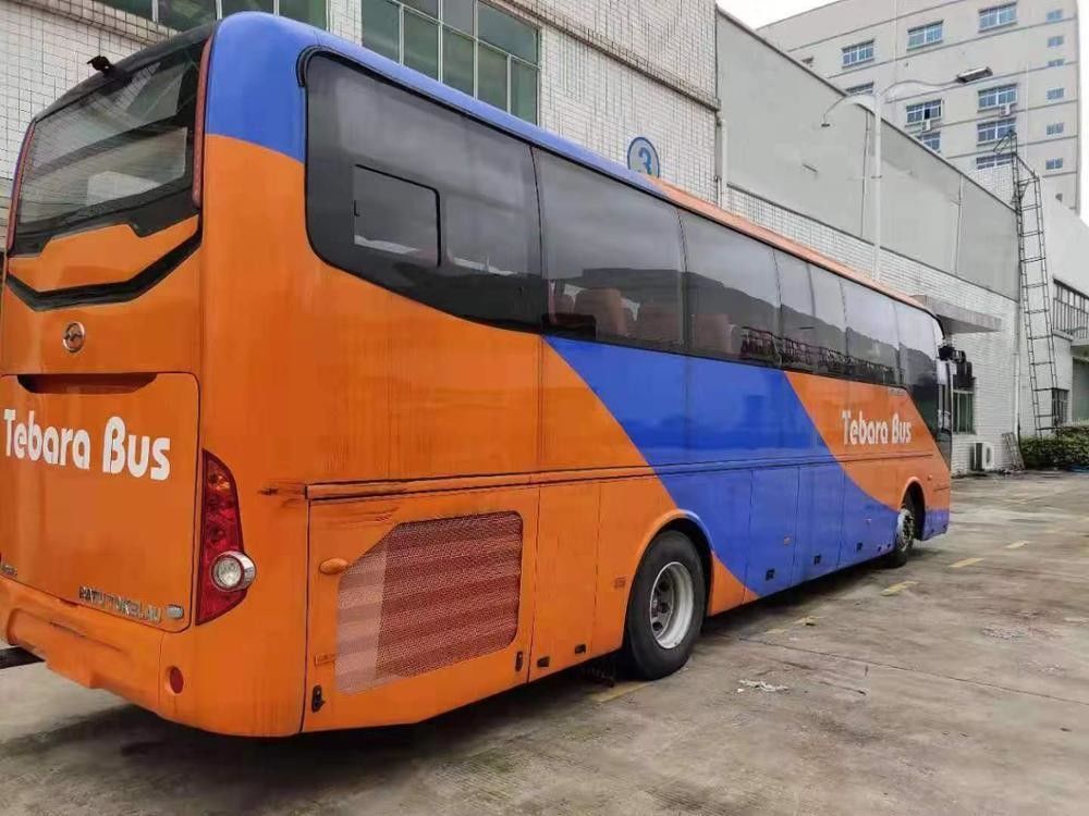 2015 Wuzhoulong RHD Gebrauchtbus für Luxus-Tourbusse erschwinglich und wettbewerbsfähig