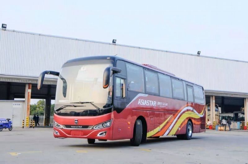 Öffentlicher Bus Luxus 72-Sitzer Diesel-Bus mit 3 2 Sitzplätzen und Euro 3-Emissionsstandard