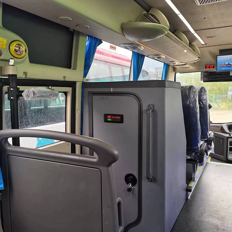38 Sitzplätze Gebrauchtes Manuelles RHD Diesel Mini 9m Bus Bus mit Yuchai-Motor in Aktion