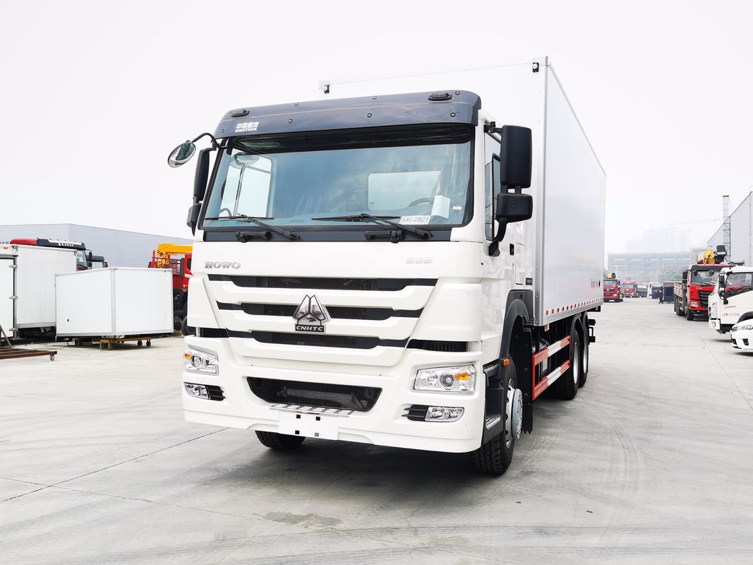 Minus 18 bis 20 Grad Temperaturbereich Sinotruk HOWO 6x4 Kühlwagen