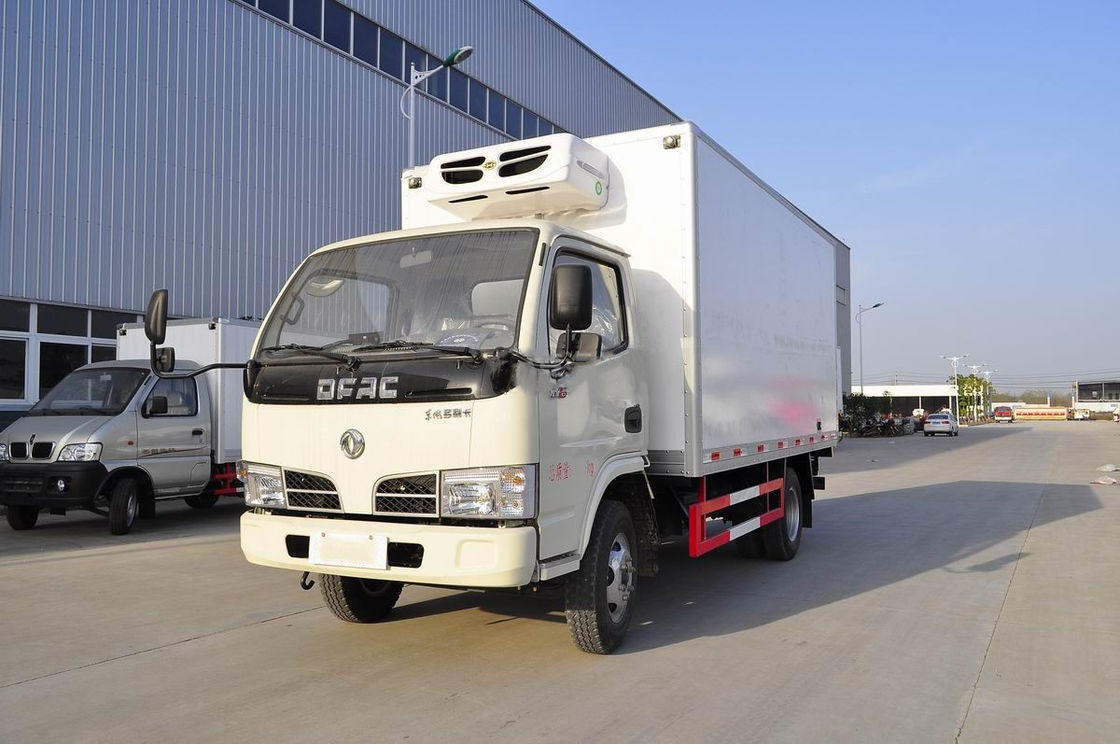 Gesamtgewicht des Fahrzeugs 5-10T ISO CCC zertifiziertes Design Dongfeng Kühlwagen
