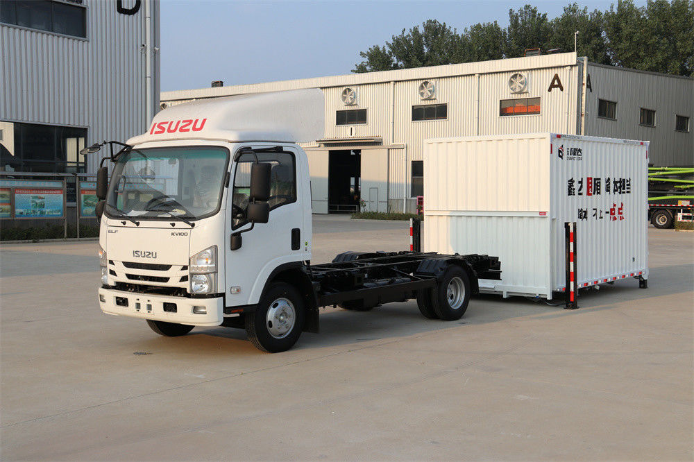 Isuzu Diesel 4*2 mittelgroßer Lieferwagen mit abnehmbarer Karosserie und hydraulischen Auslösern