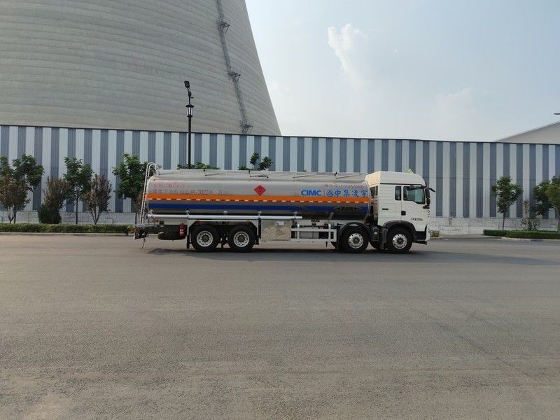 CIMC LINYU 8*4 30m3 SINO Aluminiumlegierung Diesel Tankwagen für den Transport flüssiger Brennstoffe