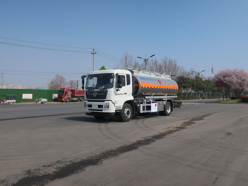 15m3 CIMC LINYU Dongfeng Öltankschiff Lkw Aluminiumlegierung Flüssigbrennstoff Transportfahrzeug