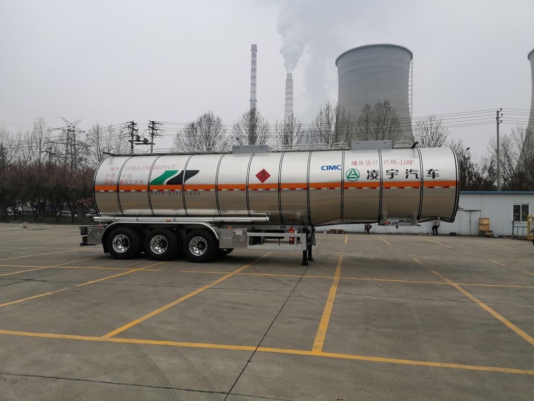 32100/31800 KG Nennlastmasse CIMC LINYU 8*4 Aluminiumlegierung Flüssigbrennstoff-Tankeranhänger