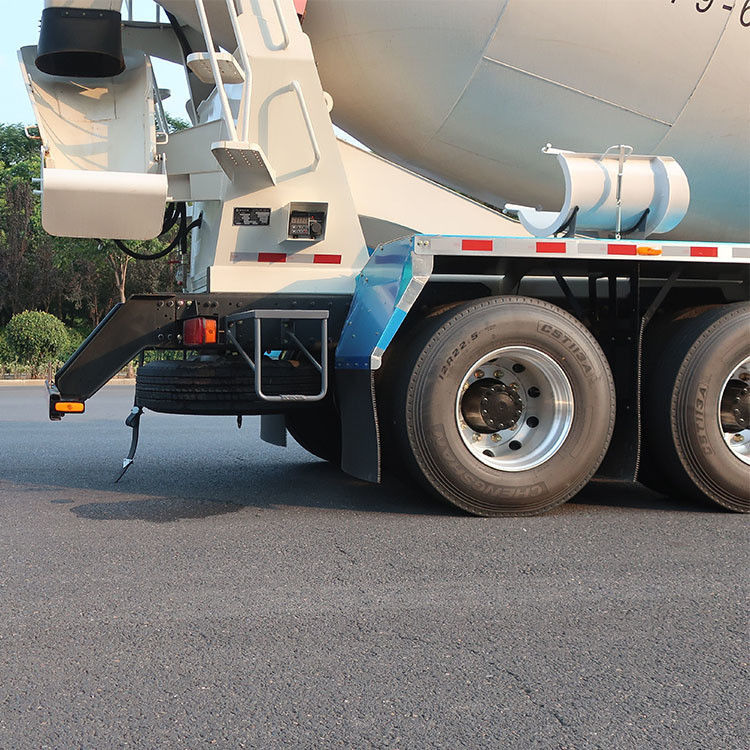 CIMC LINYU 16cbm Betonmischer mit einer Beton-Schnellzufuhrgeschwindigkeit von ≥ 3 m3/min