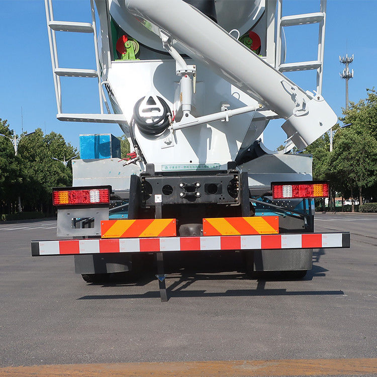 380kw CIMC LINYU 10 m3 Elektrische 8x4 selbstladende mobile Betonmischer für das Mischen