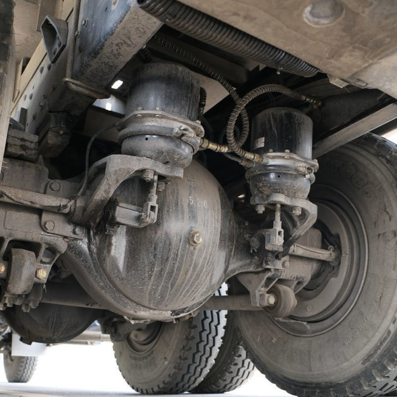 16 Tonnen Hebekapazität 350 PS 8*4 Lkw-Kran mit elektronischem Stabilitätskontrollsystem