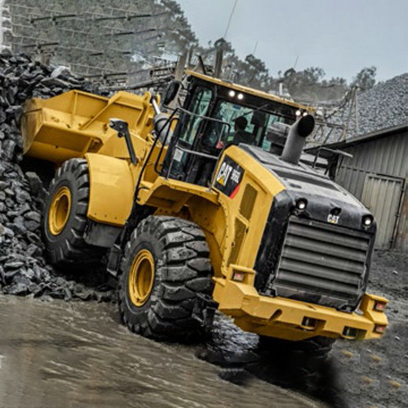 6 Tonnen Caterpillar 966L Gebrauchtradlader mit geringem Kraftstoffverbrauch und gutem Zustand