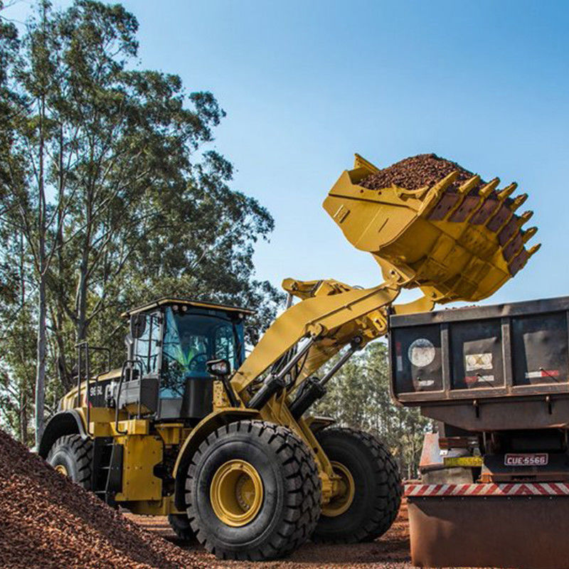 6 Tonnen Caterpillar 966L Gebrauchtradlader mit geringem Kraftstoffverbrauch und gutem Zustand