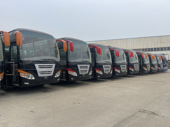 12m Dieselbusse mit 12450*2550*3790mm Gesamtgröße und 295/80R22.5-18PR Reifen