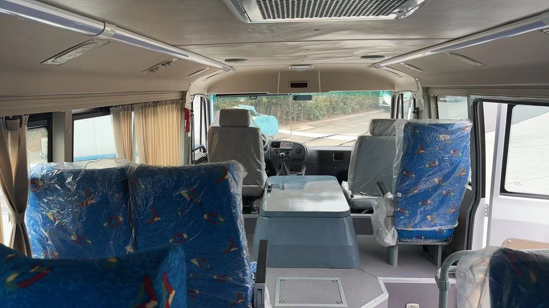 Dongfeng EQ6840PT 6x6 Bergbaubus 6*6 Offroad Transport für den schweren Bergbau