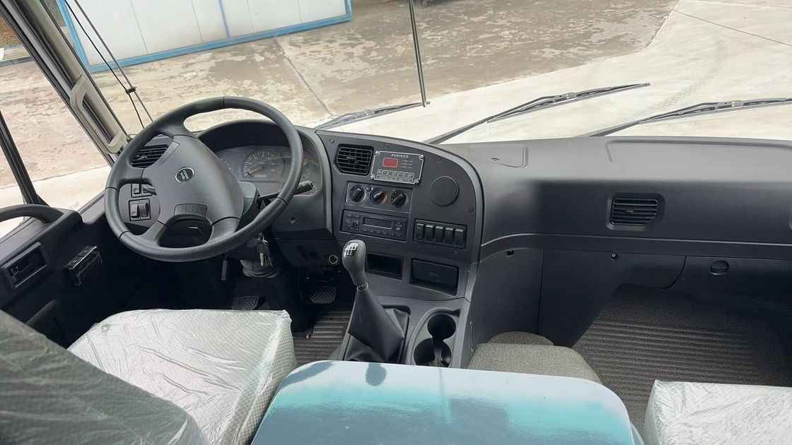 Dongfeng EQ6840PT 6x6 Bergbaubus 6*6 Offroad Transport für den schweren Bergbau