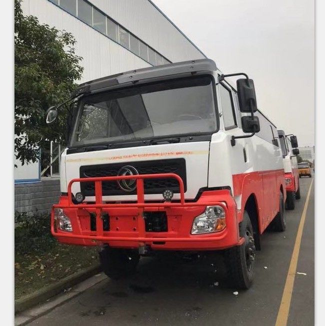 30 Sitzplätze 4X4 4WD Mittelgroßer Bus Dual Circuit Vollluftbremse und A/C Dongfeng EQ6750ZT