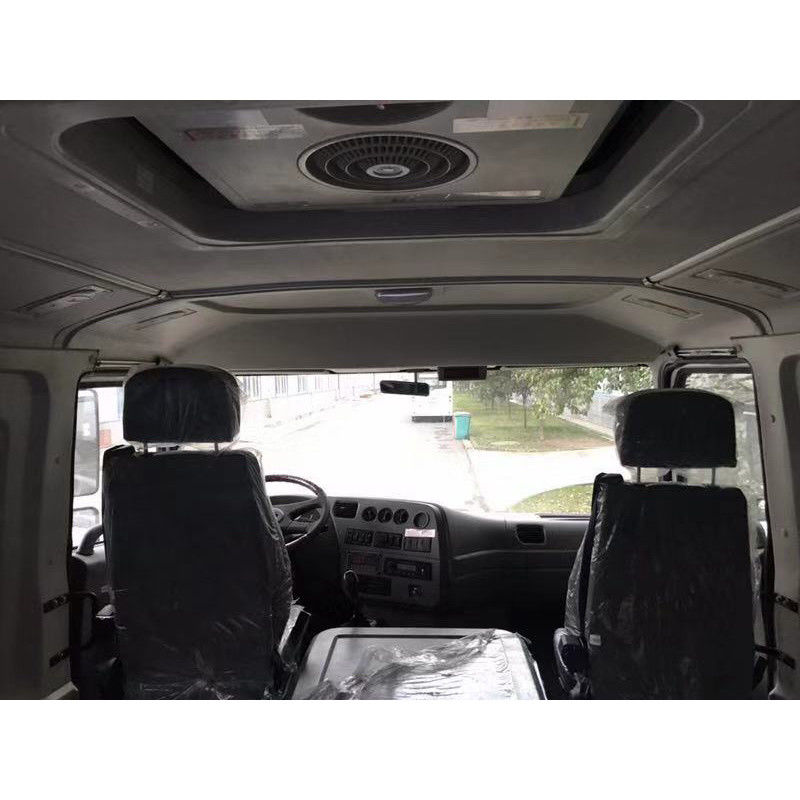 7.5 Meter Frontmotor 29 Sitzplätze 4X4 Dongfeng Off-Road Coach Bus für den Standardmarkt