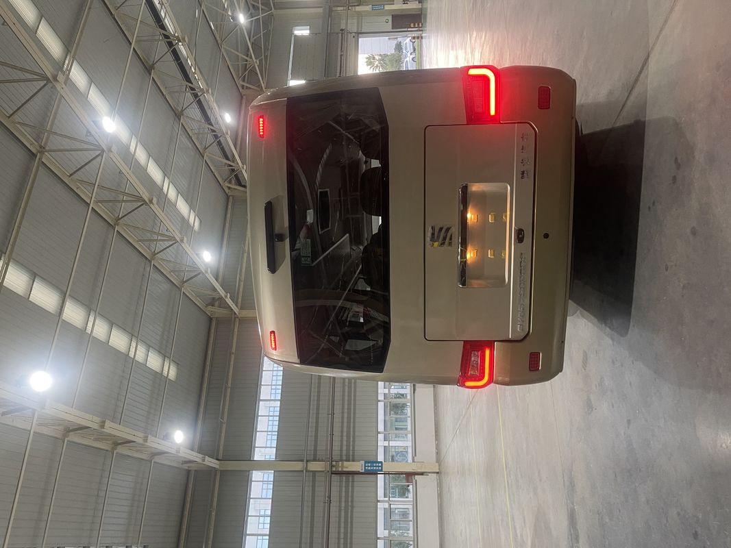 2024 Brandneuer LHD Mini 30-Sitzer Bus mit 4L Motor